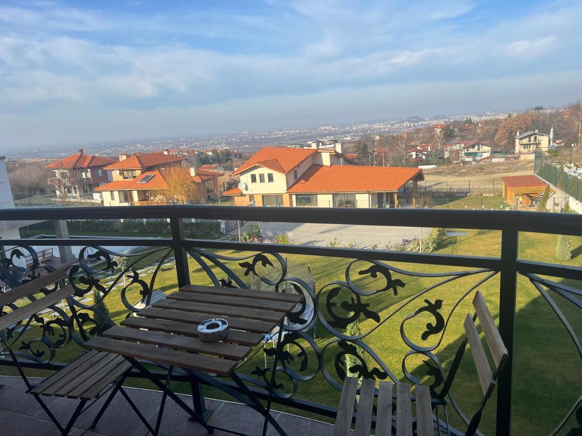 Alchemist Residence Von Goldenburg Belashtitsa Bagian luar foto