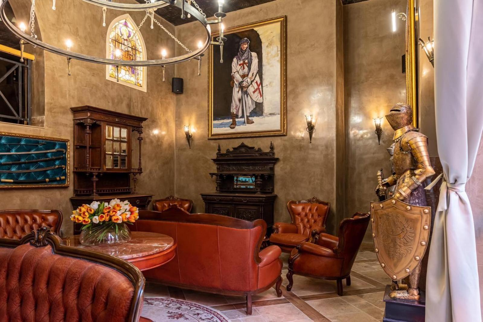 Alchemist Residence Von Goldenburg Belashtitsa Bagian luar foto