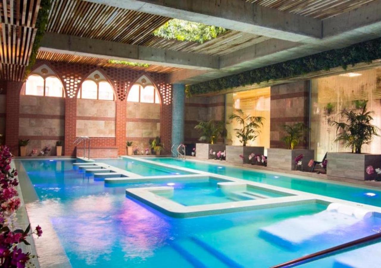 Alchemist Residence Von Goldenburg Belashtitsa Bagian luar foto